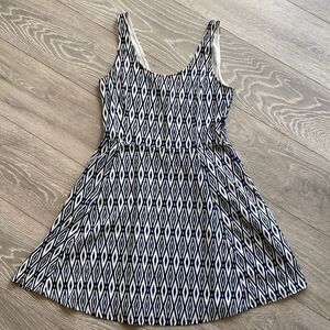 H&M Flirty Fun Summer Dress 👗